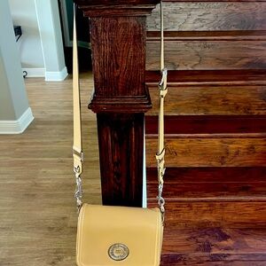 Marc Jacobs Leather Tan Shoulder Bag